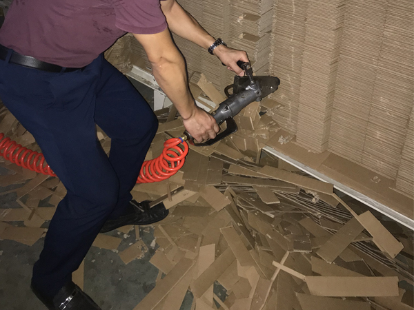 印刷紙盒制造廠為什么需要清廢機？