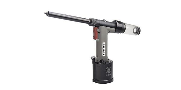 遇到特殊的鉚接環(huán)境，長嘴鉚釘槍如何發(fā)揮作用？