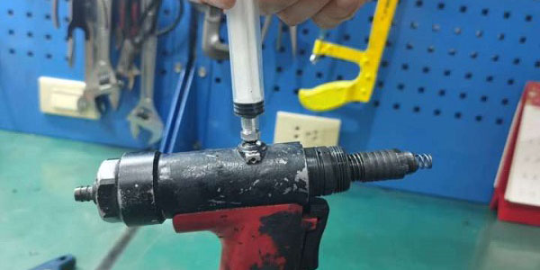 拉釘槍常規(guī)故障修理方法，還不趕緊收藏起來