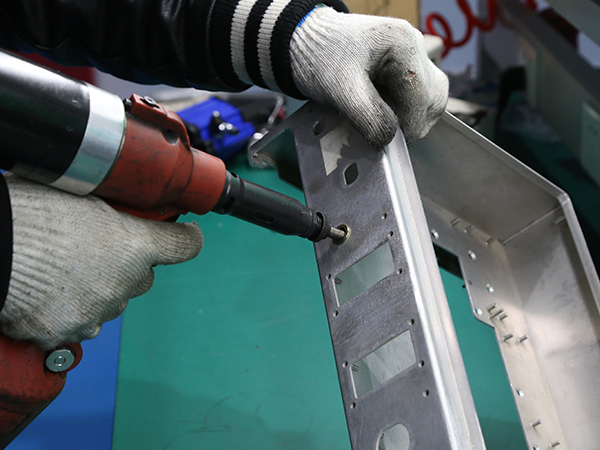 拉鉚作業(yè)會(huì)遇到哪些問(wèn)題